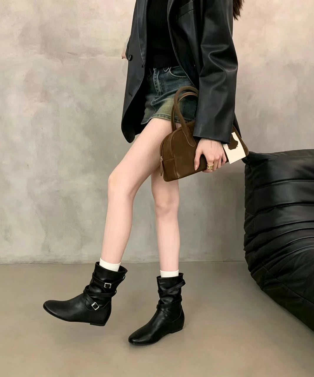 Bottes compensées pour femme à boucle 2