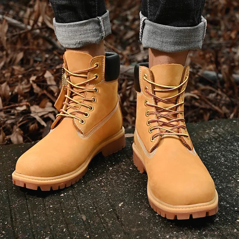 Bottes montantes pour hommes et femmes, idéales pour les activités de plein air, avec semelle robuste. 3