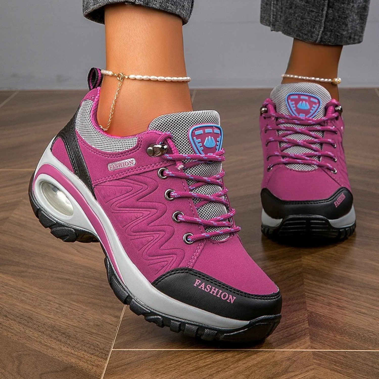 Chaussures de randonnée imperméables pour femmes aux couleurs vives 1