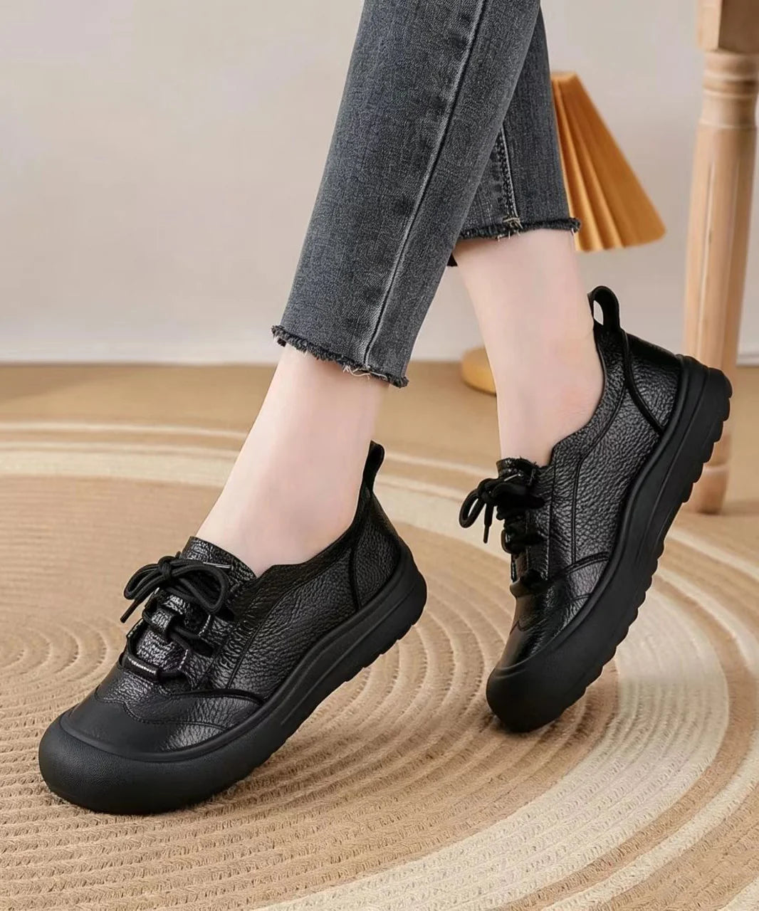 Chaussures plates décontractées à lacets pour femmes 1