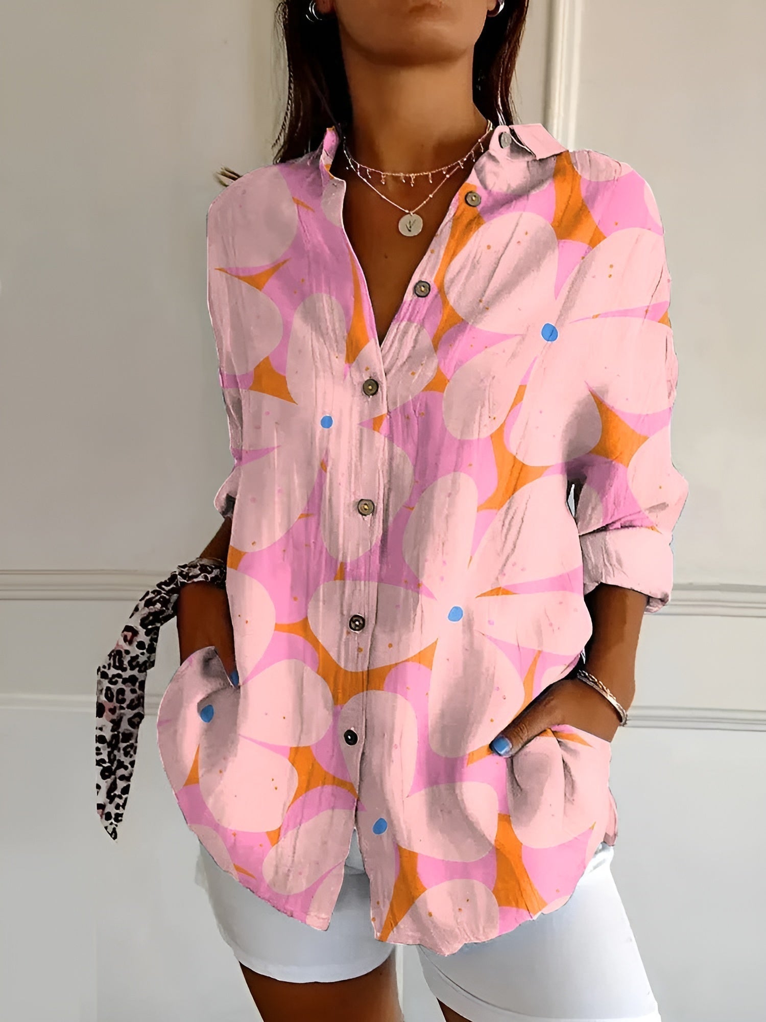 Chemise à boutons pour femmes en tissu léger à motif floral 4