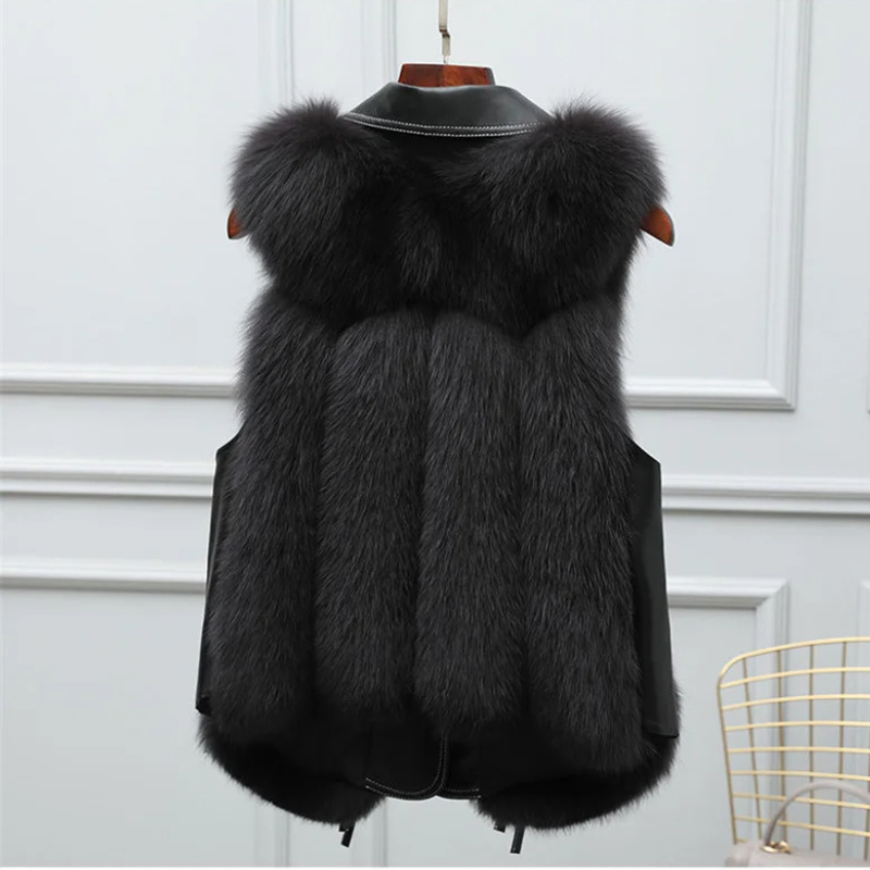 Gilet Femme à Col Noué 8