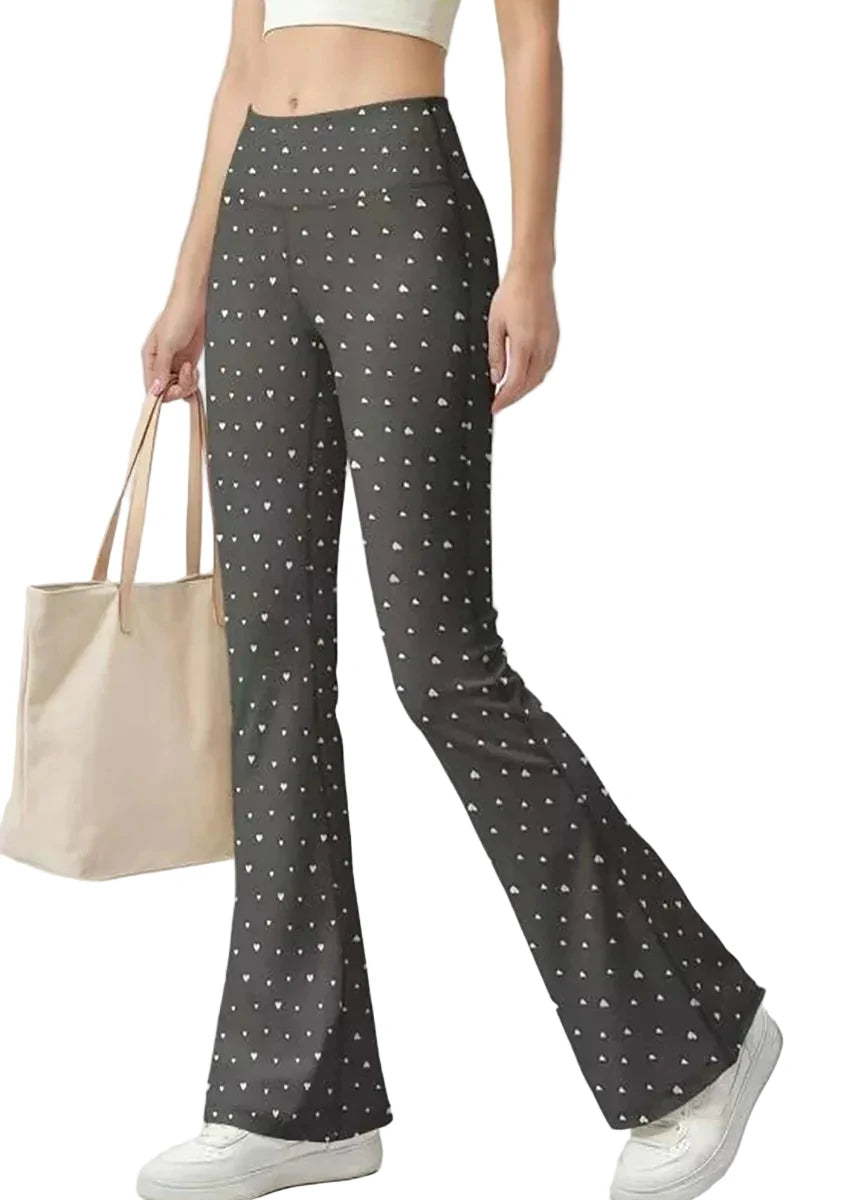 Pantalon de yoga taille haute pour femme avec motif cœur et coupe évasée 1