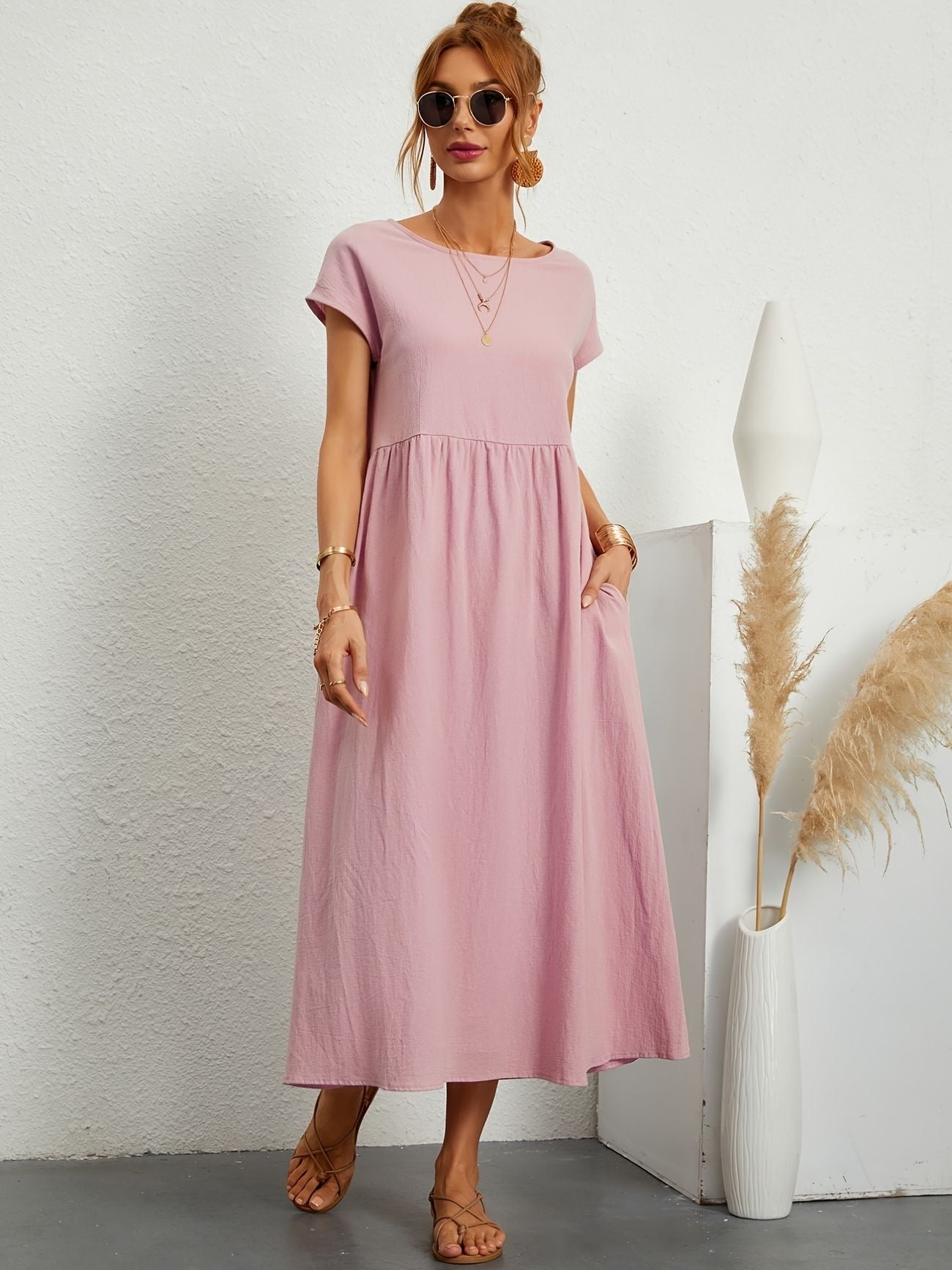 Robe de loisirs décolletée pour femme 14
