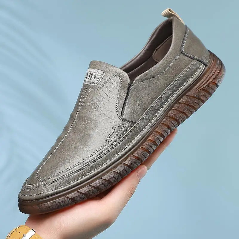 Chaussures en cuir faites à la main pour hommes