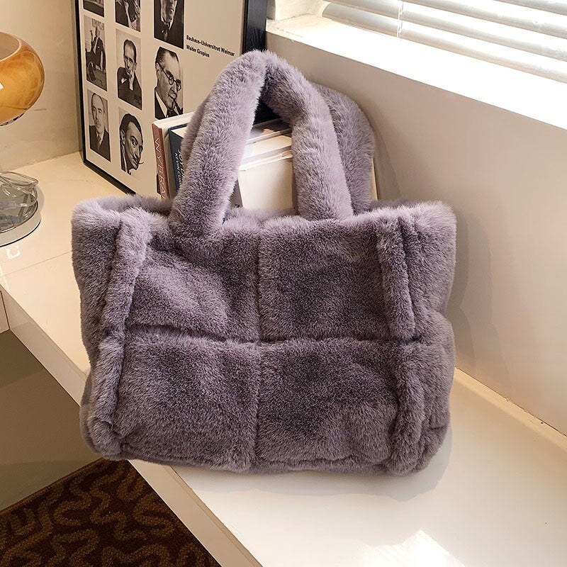 Sac à main pour femme en peluche tendance 10