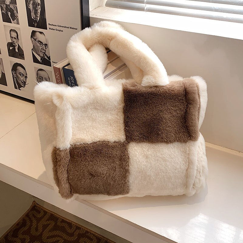 Sac à main pour femme en peluche tendance 11