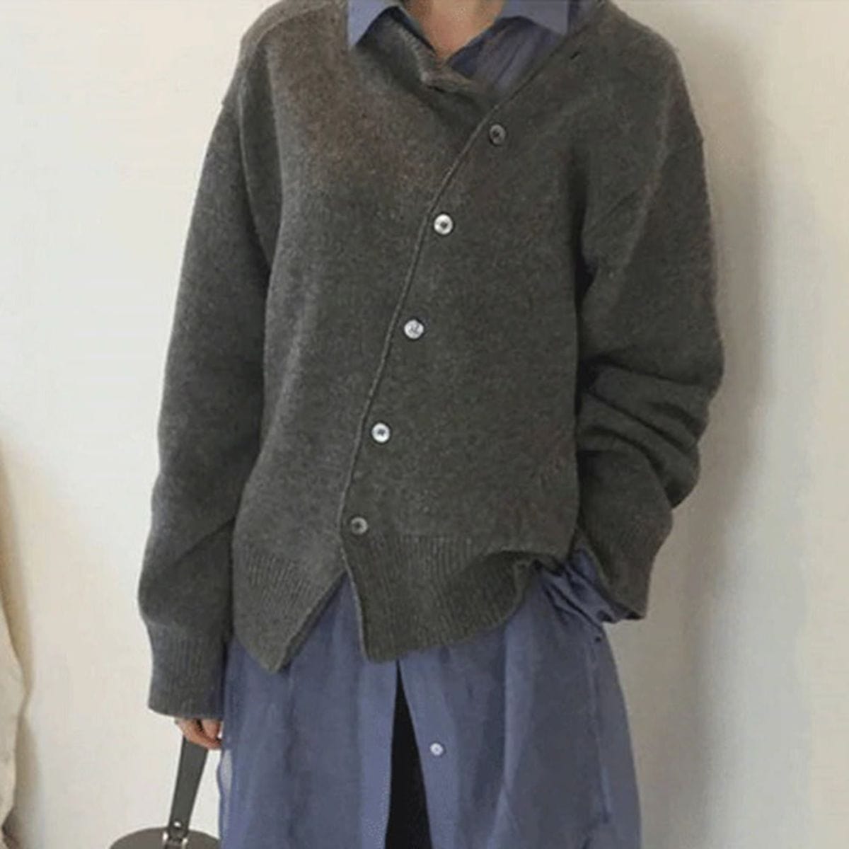 Veste Femme Cachemire À Enrouler Avec Détails De Boutons Asymétriques 3