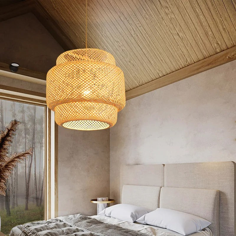 Lampe à suspension en bambou tricotée à la main