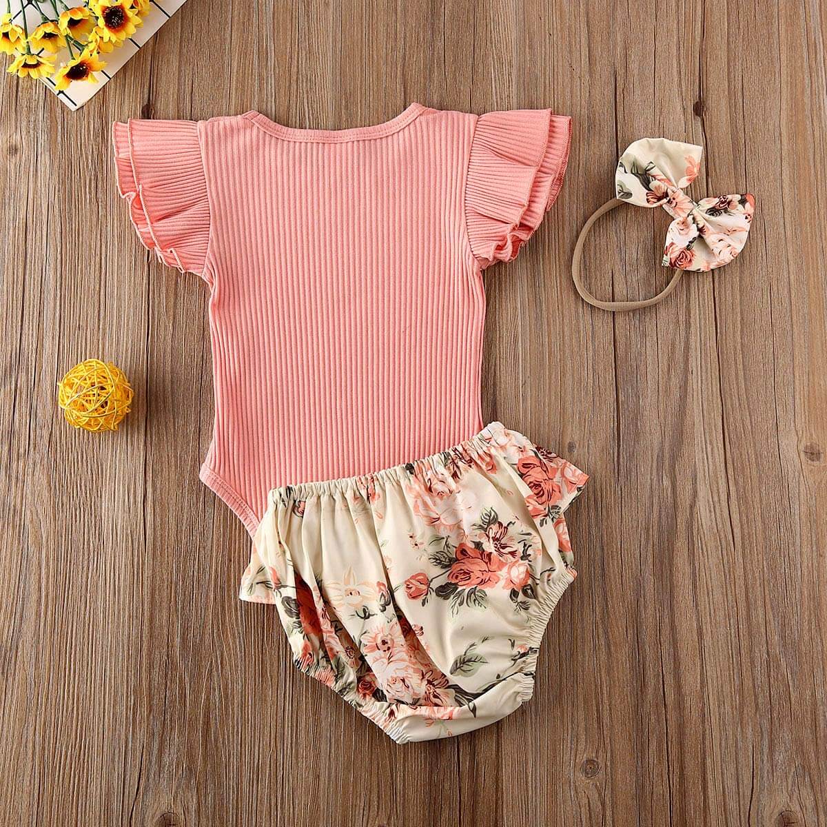 Ruffled Ensemble short à fleurs côtelées