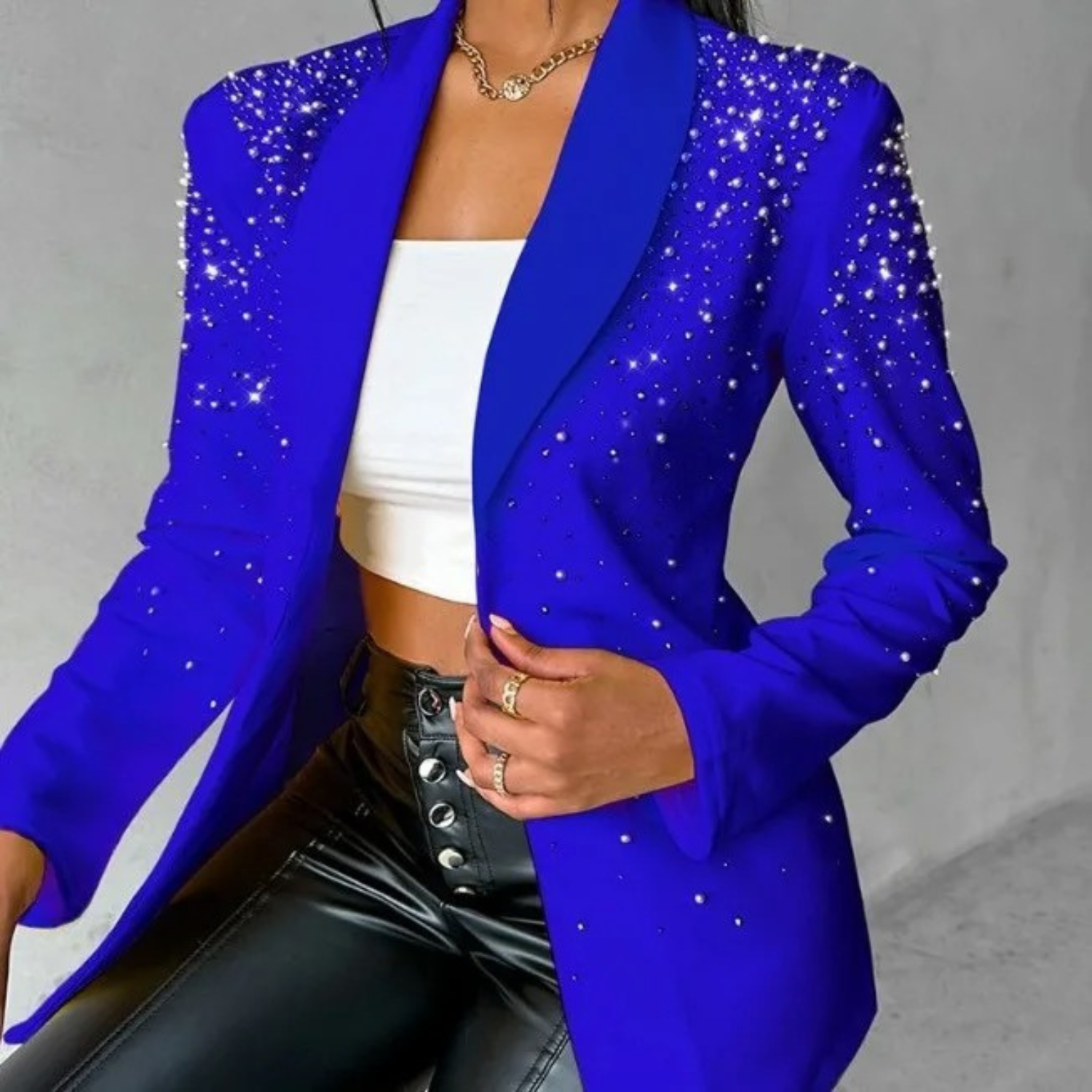 Blazer Femme Chic avec Détails en Perles pour un Look Raffiné 3