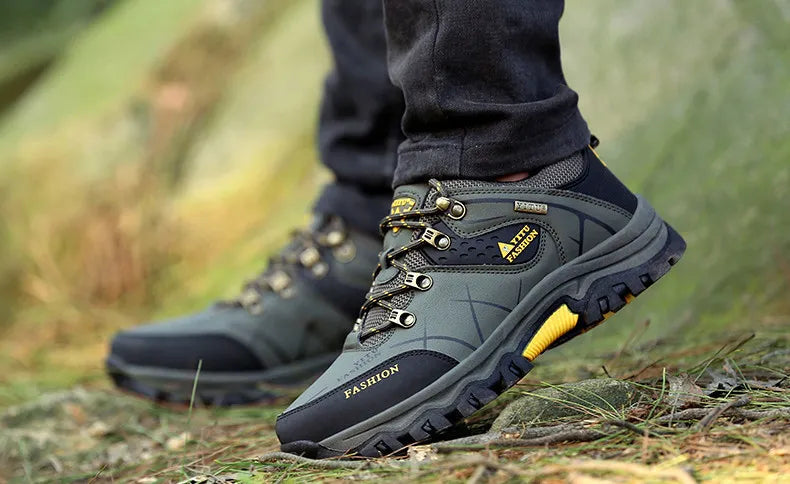 Bottes de randonnée pour hommes et femmes 0