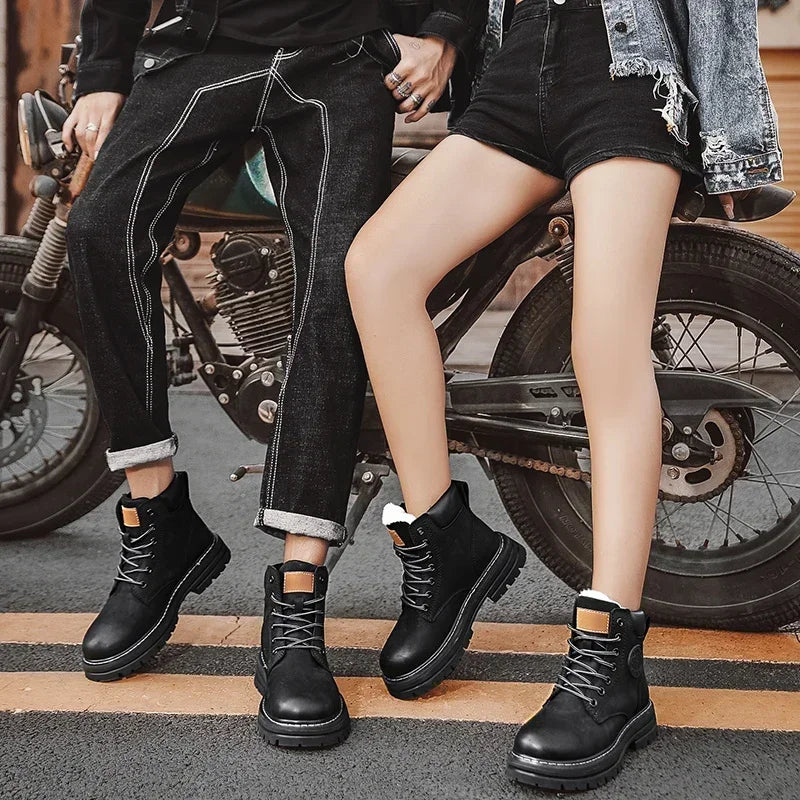 Bottes montantes pour hommes et femmes, idéales pour les activités de plein air, avec semelle robuste. 5