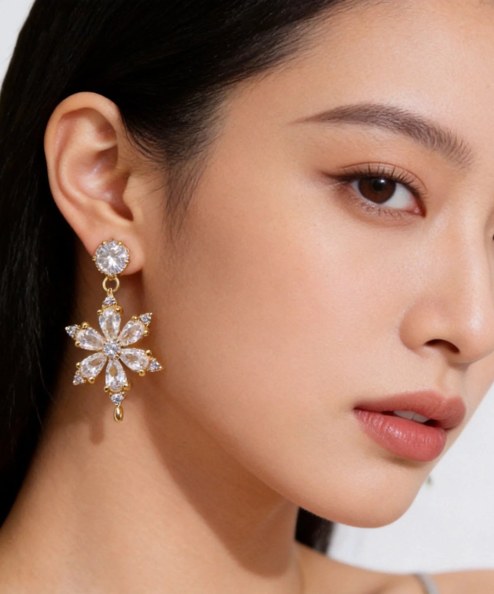 Boucles d'oreilles pendantes pour femme avec zircon étincelant 1