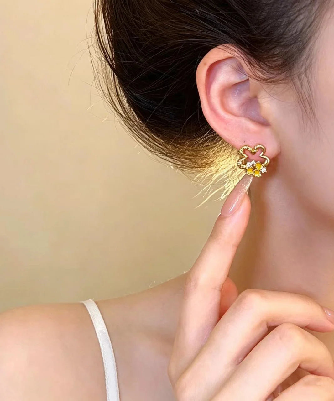 Boucles d'oreilles pour femmes style floral vintage à clous 4