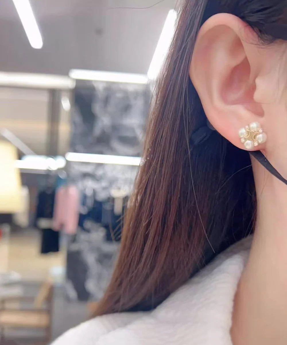 Boucles d'oreilles puces florales pour femmes 3