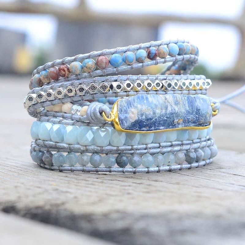 Bracelet Bohème Enroulé avec Topaze Bleue 1