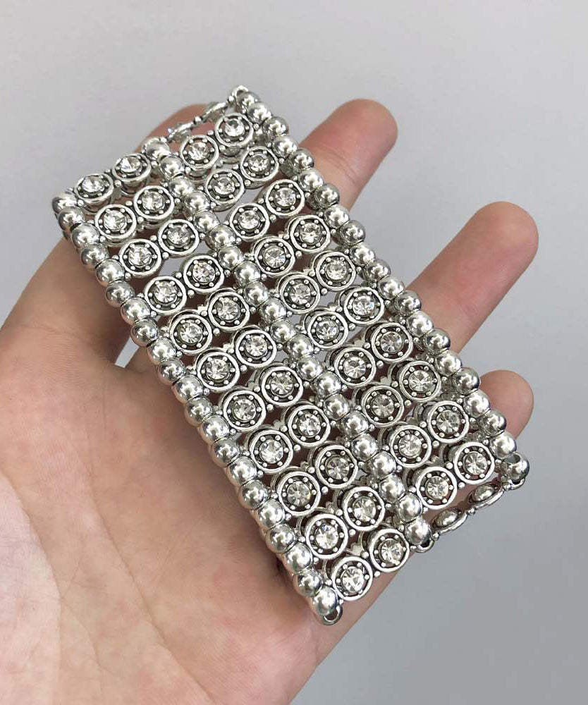 Bracelet Femme Design Évidé Moderne 1