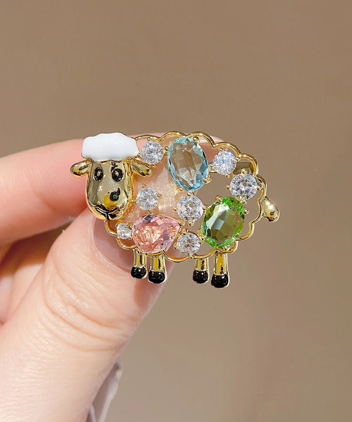 Broche Femme Mouton Design Raffiné pour Vêtement et Bijoux Broche 0