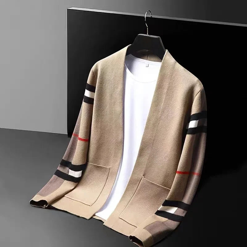 Cardigan pour Femmes à Rayures Audacieuses 2