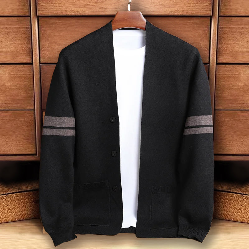 Cardigan pour Homme en Maille Moderne 1