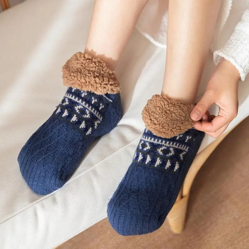 Chaussettes d'intérieur chaudes et antidérapantes pour l'hiver 5