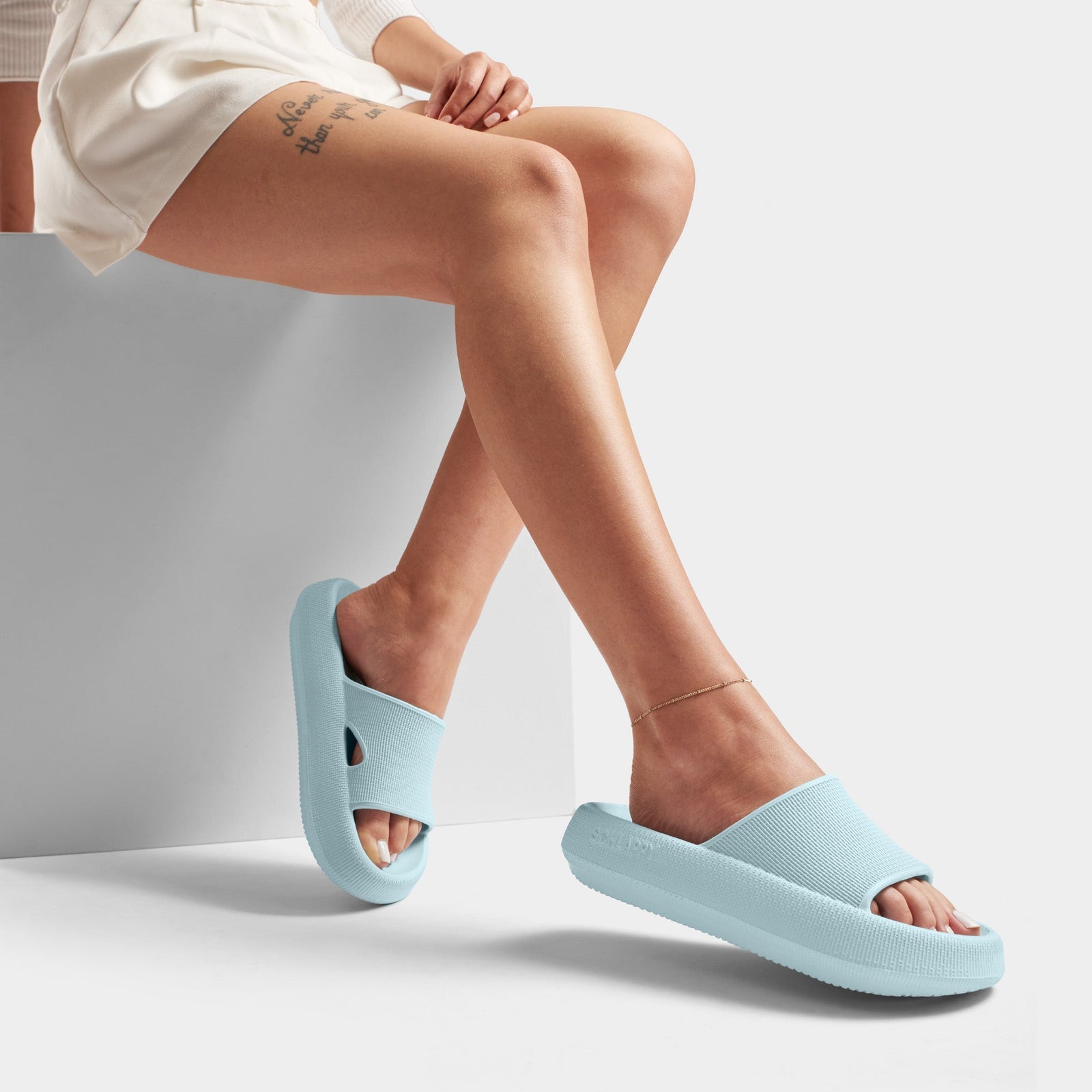 Chaussons Femmes Confortables Design Moderne 3