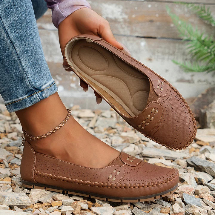 Chaussures Femmes Plates Modernes et Confortables 8