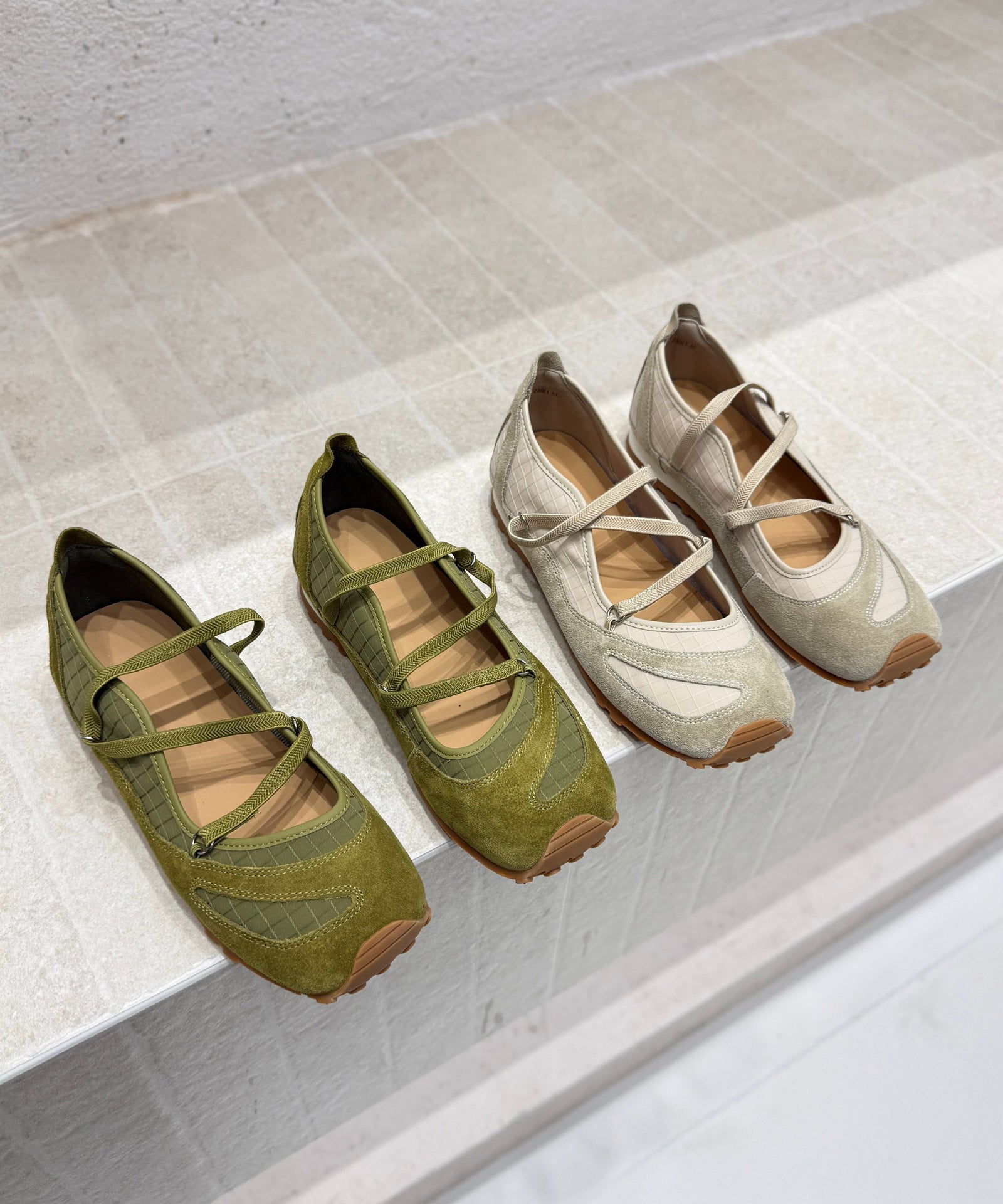 Chaussures Plates Décontractées avec Sangle Croisée 4