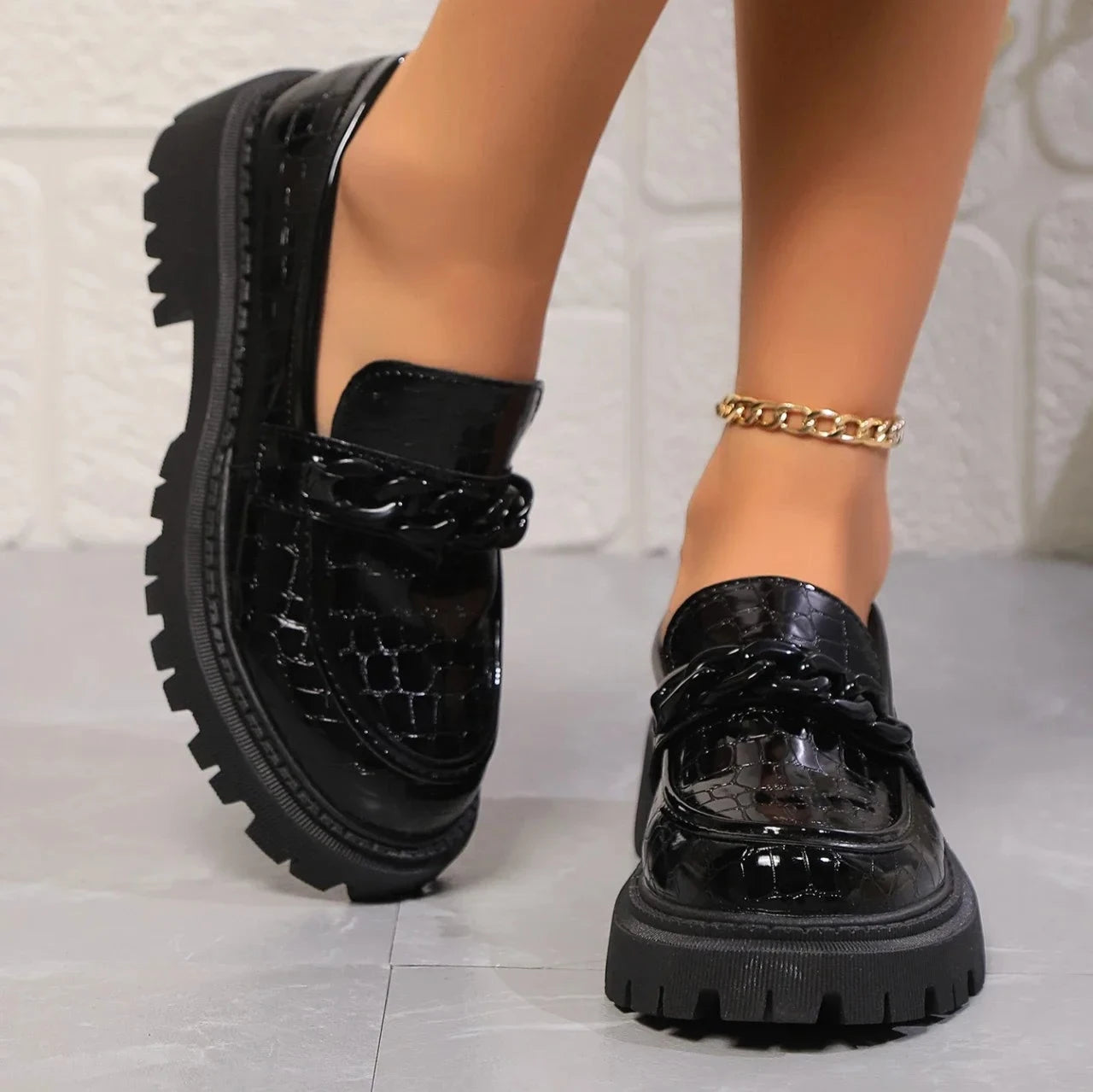 Chaussures à plateforme pour femmes au style audacieux 1