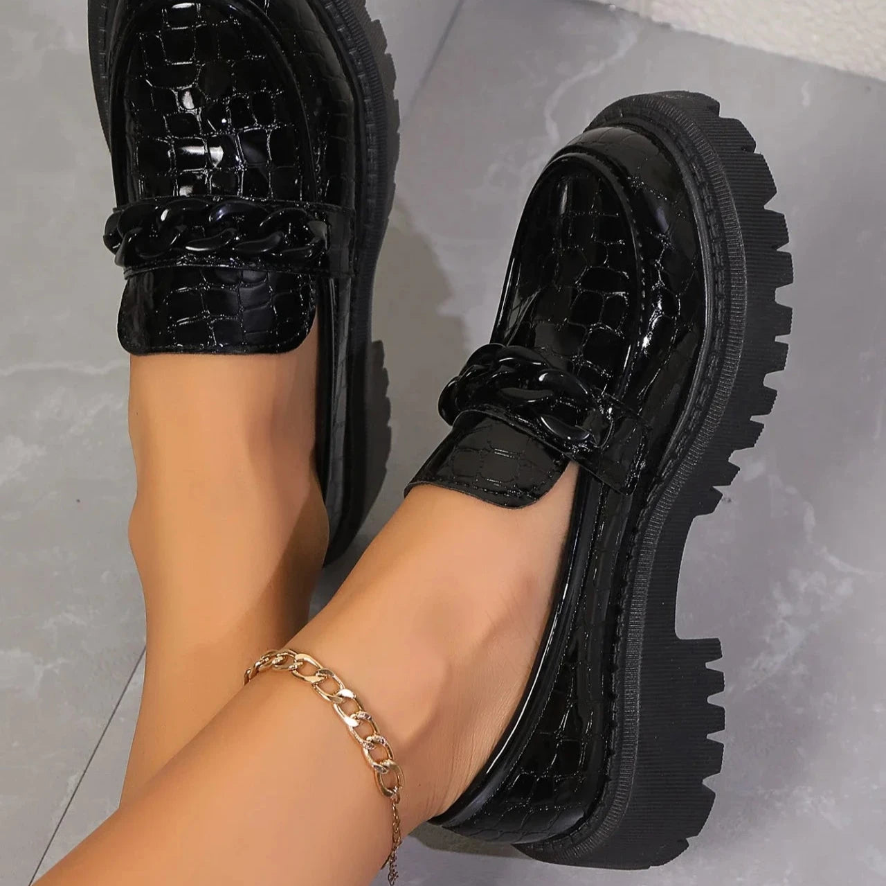 Chaussures à plateforme pour femmes au style audacieux 4