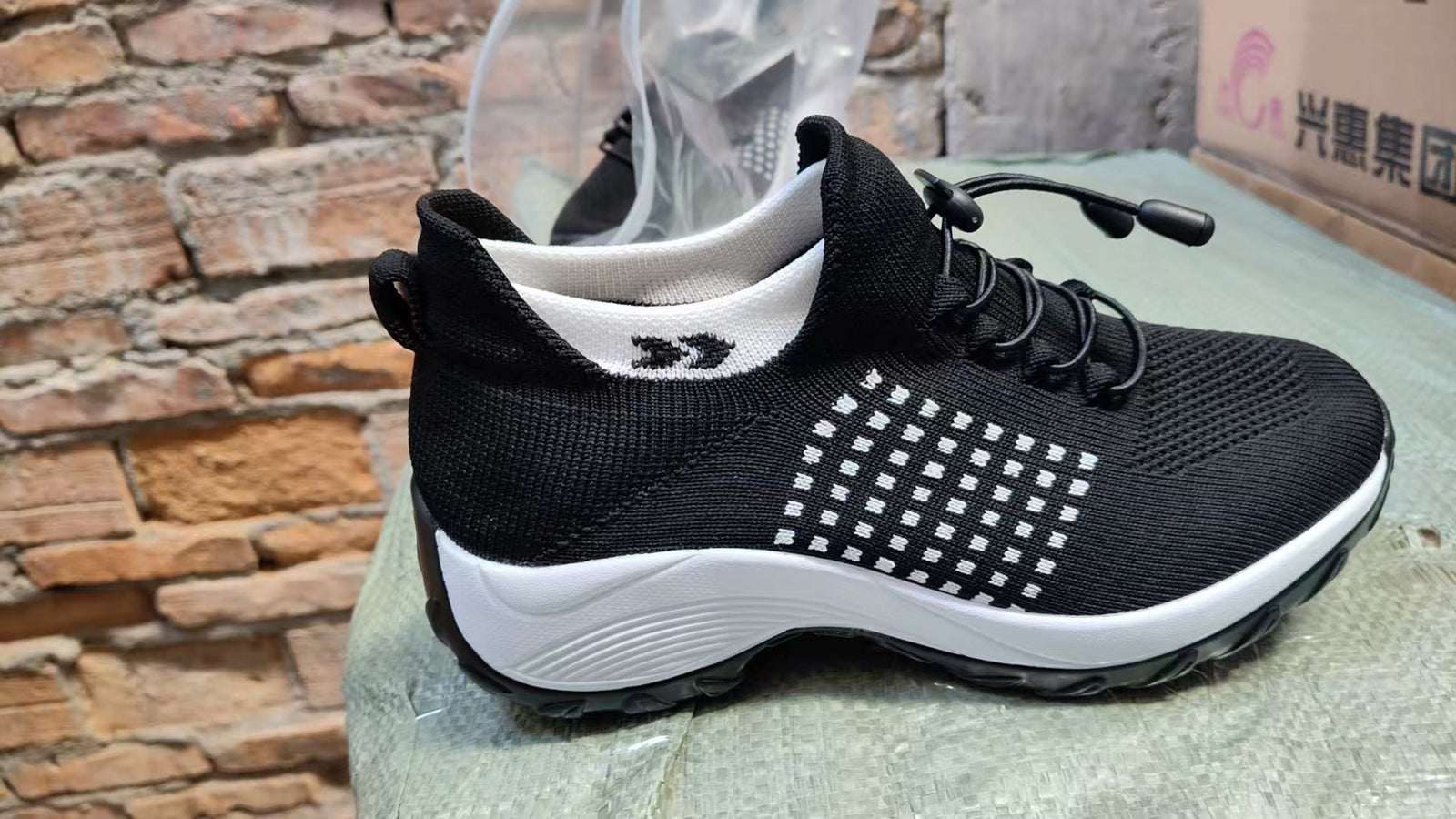 Chaussures de Sport Femmes Légères et Modernes 9