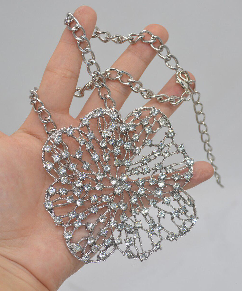 Collier Femme Pendentif Floral Ajouré Style Boho 3