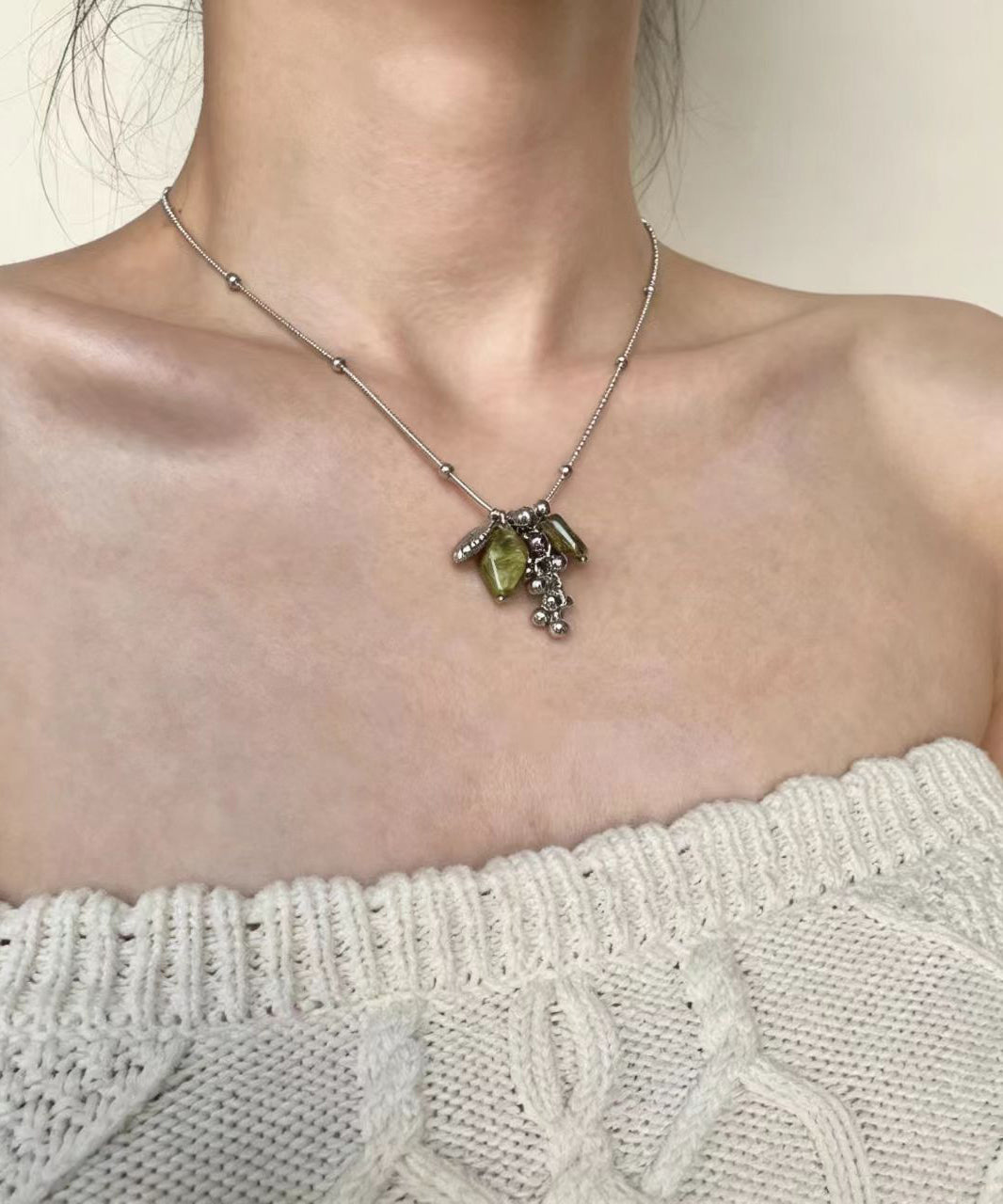 Collier Femme Pendentif Moderne en Verre Tchèque et Acier 0