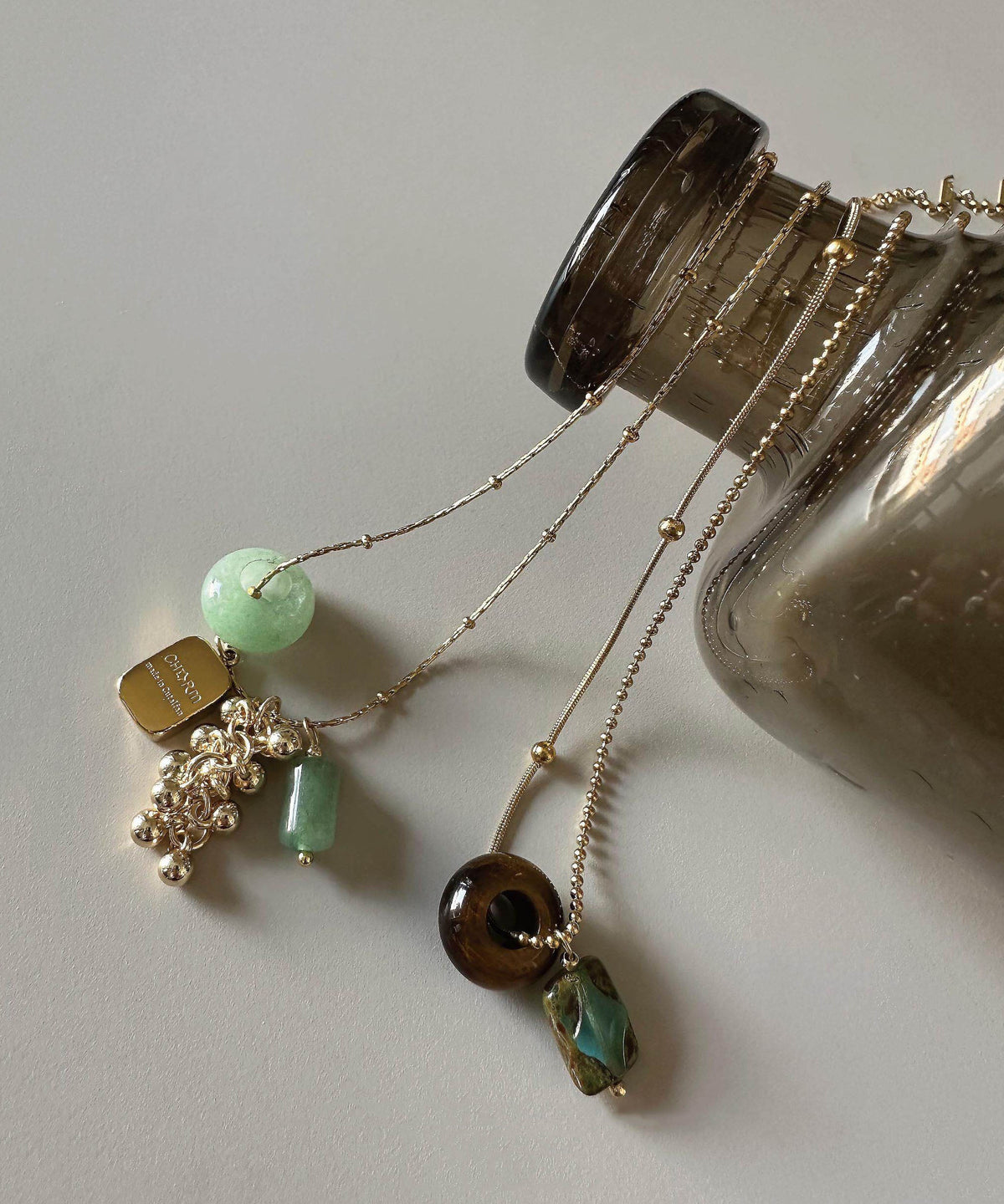 Collier Pendentif Femme Design Original avec Pierre de Jade Naturelle 0