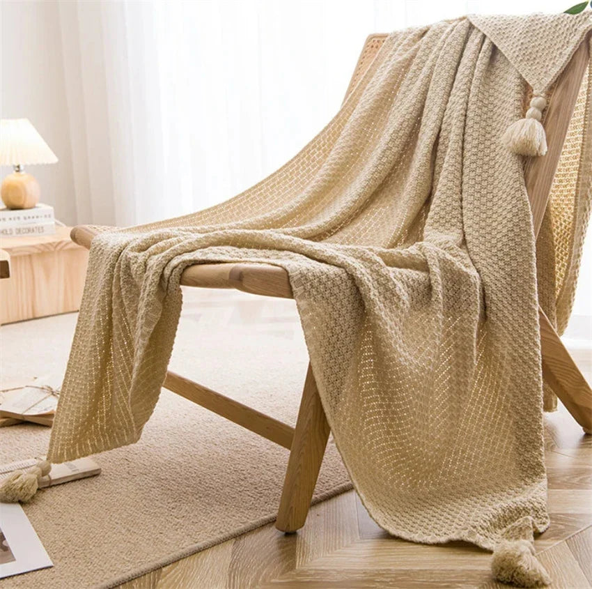 Couverture en Tricot Scandinave avec Pompons 1