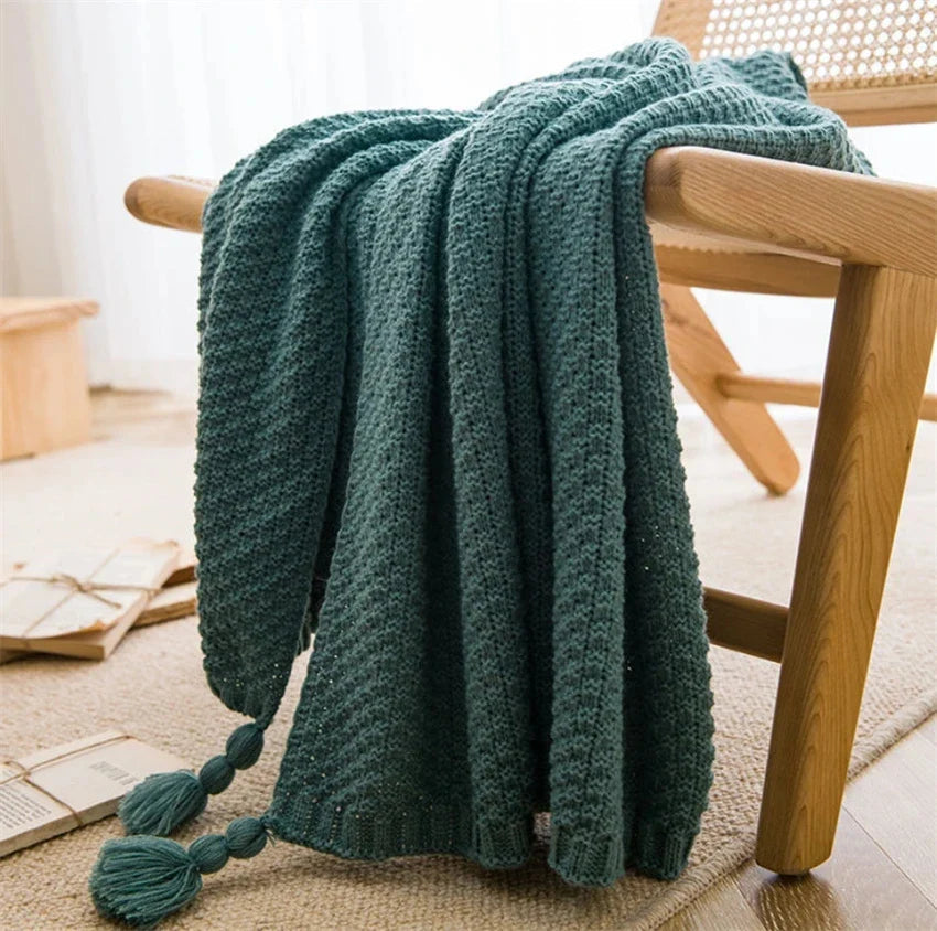 Couverture en Tricot Scandinave avec Pompons 5