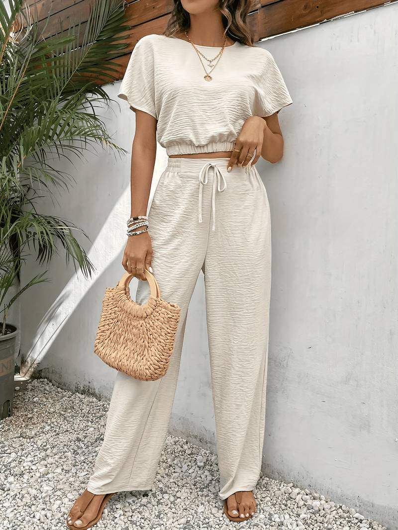 Ensemble Femme Haut Court et Pantalon Large 0