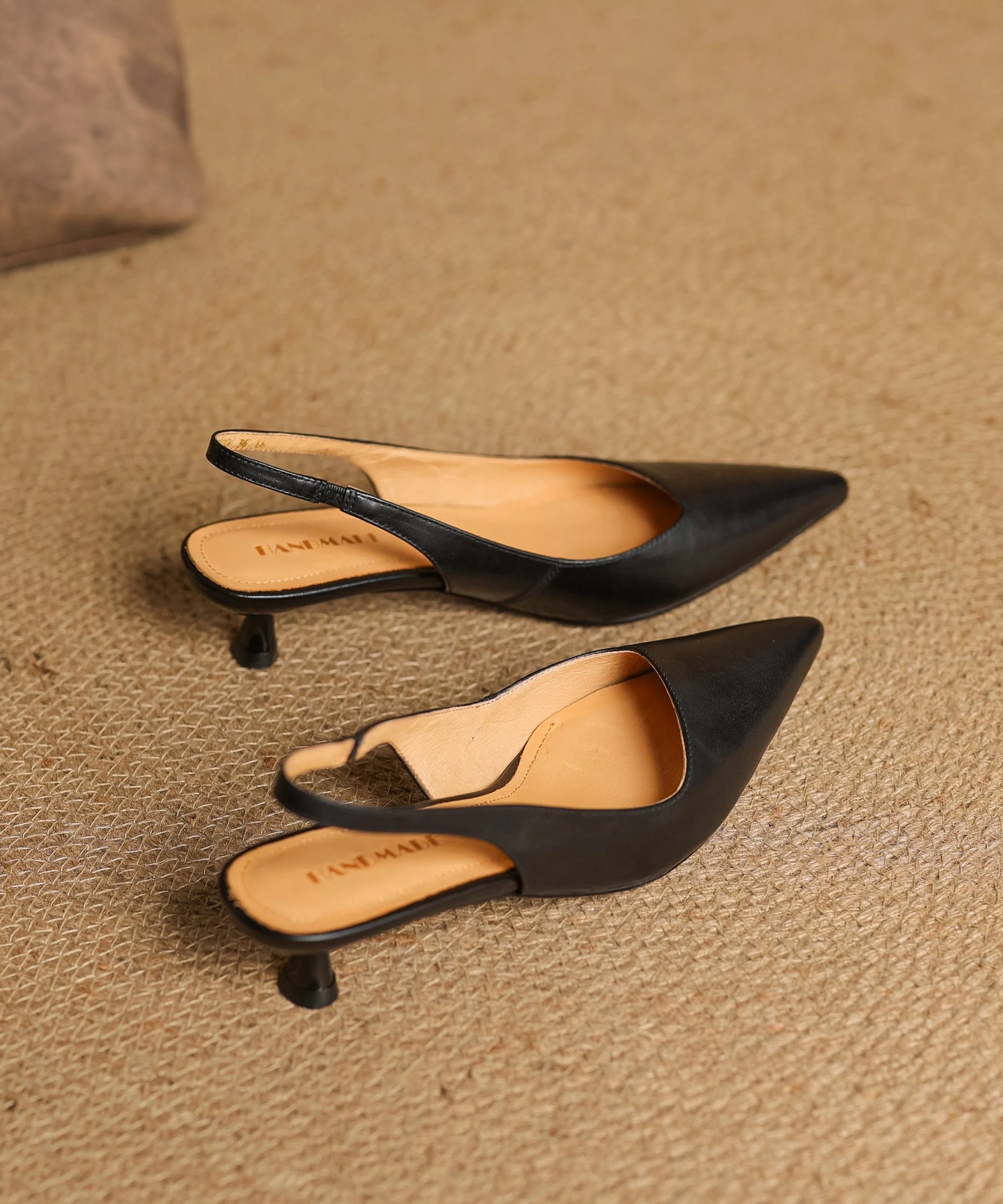 Escarpins Femme Chic et Confortable à Bout Pointu 1