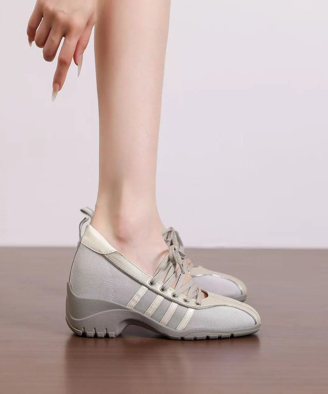 Femmes Chaussures Plates Brides Croisées Confortables Grandes Tailles 4
