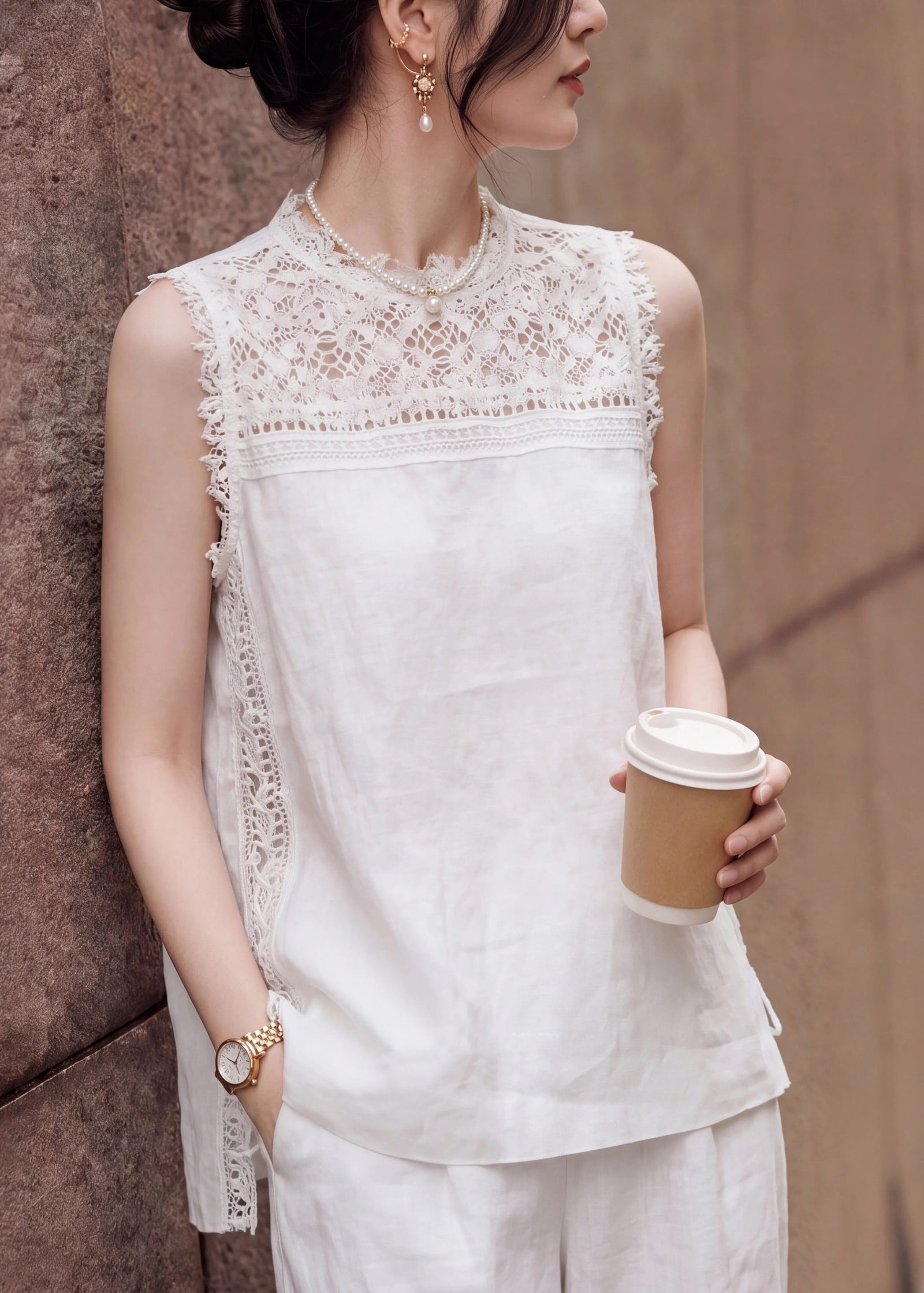 Gilet Femme en Dentelle Sans Manches 2