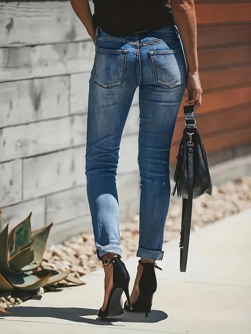 Jeans Femme Détail Déchiré Tendance 1