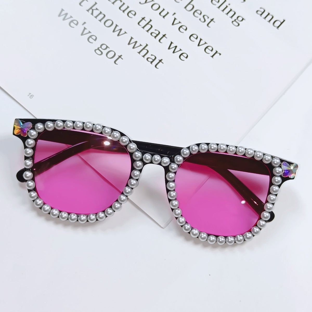 Lunette de Soleil Femme Monture Ornée de Perles Tendance 8