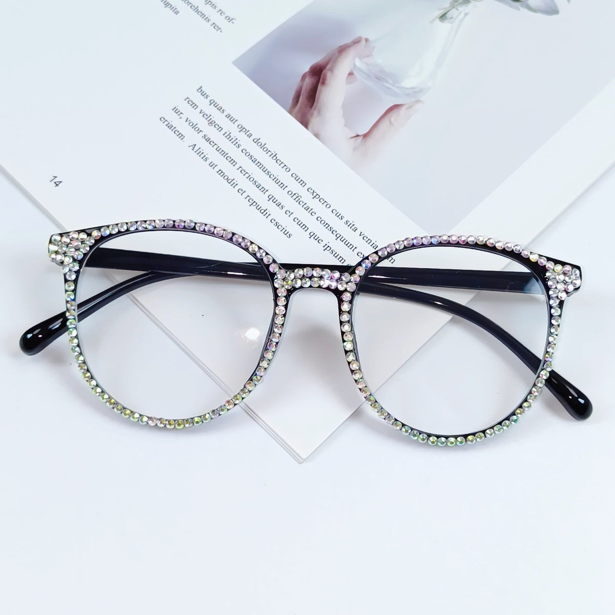 Lunettes de soleil œil de chat pour femmes avec strass 2