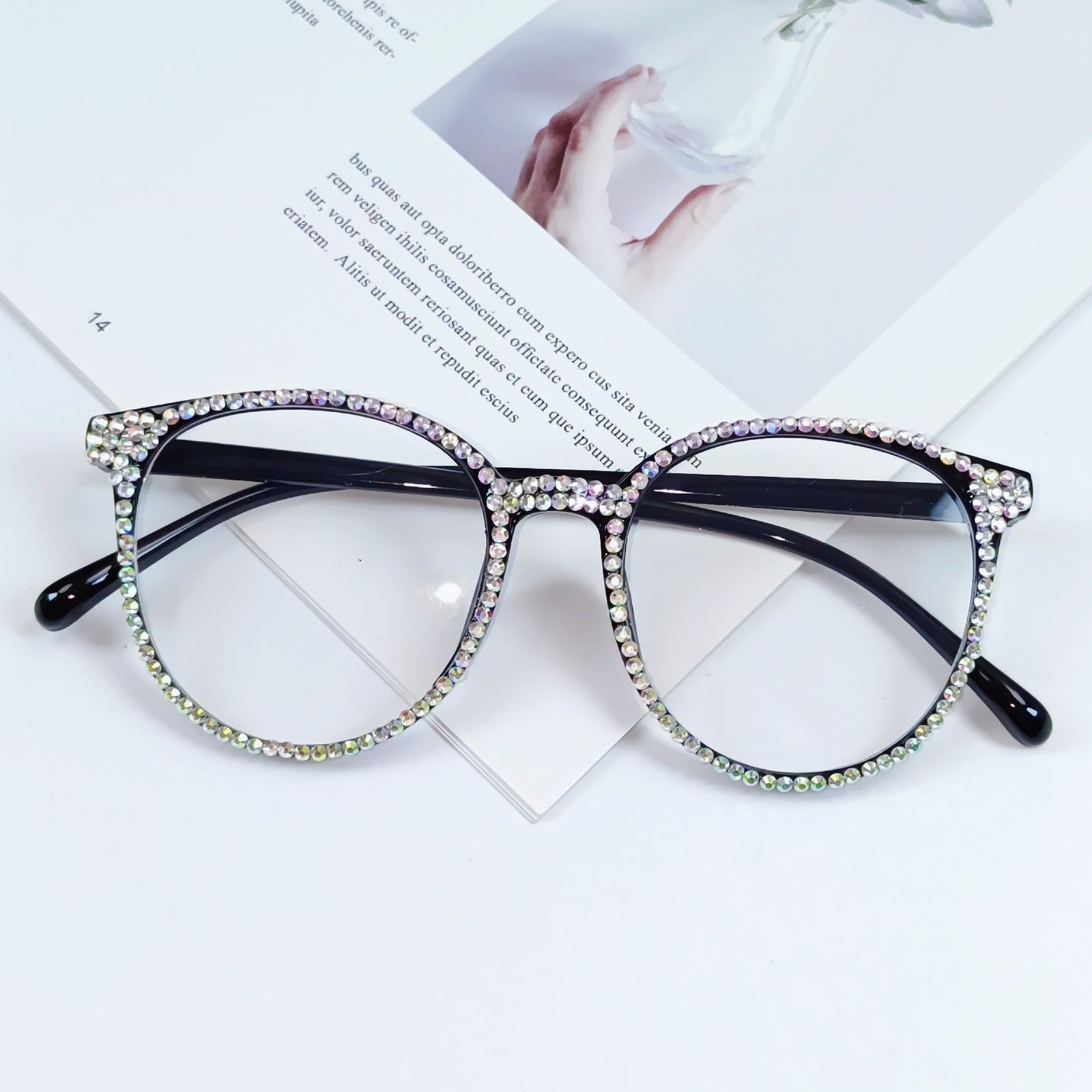 Lunettes de soleil œil de chat pour femmes avec strass 2