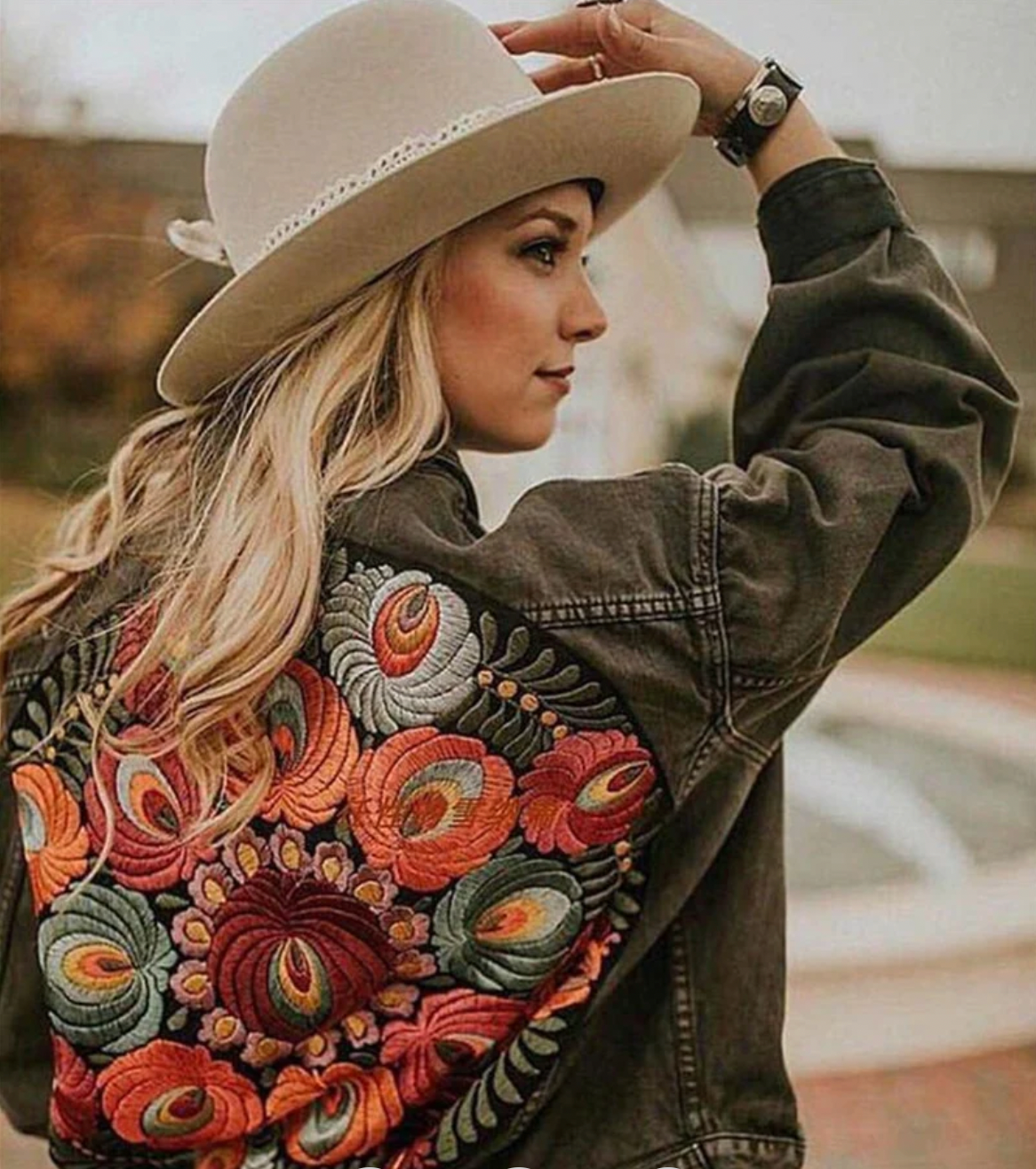 Variant image for Veste en Jean Femme Design Floral Élégant en Denim-1