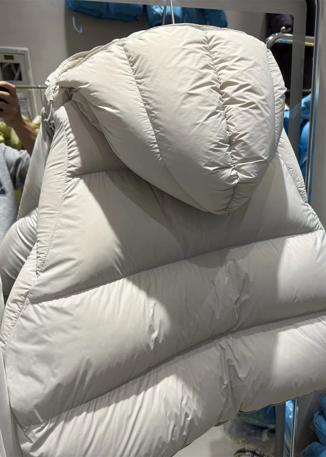 Manteau d'hiver ample à capuche pour femme 1
