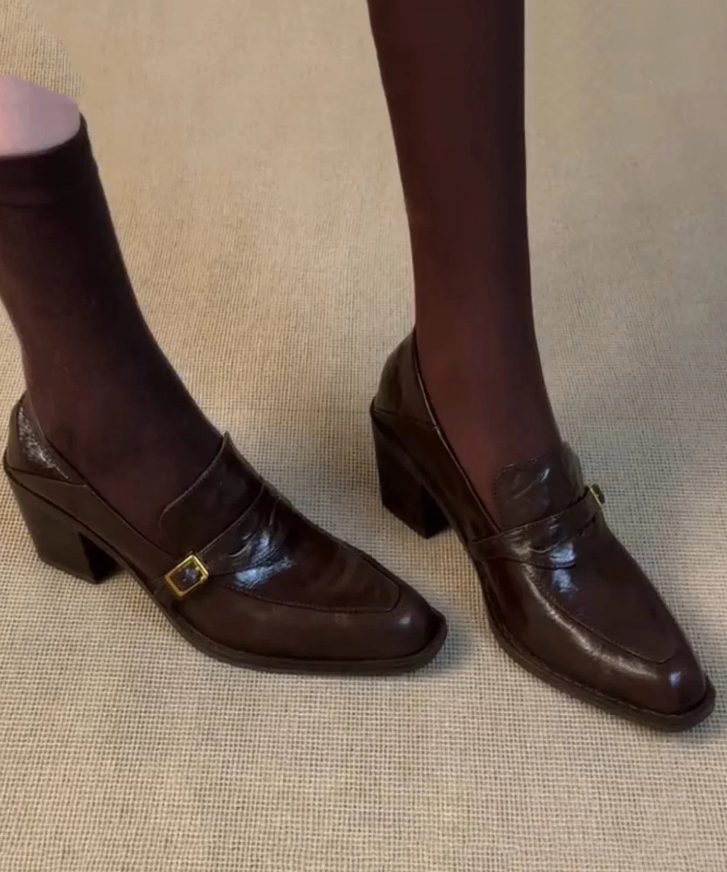 Mocassins pour hommes à semelle épaisse et design moderne 1