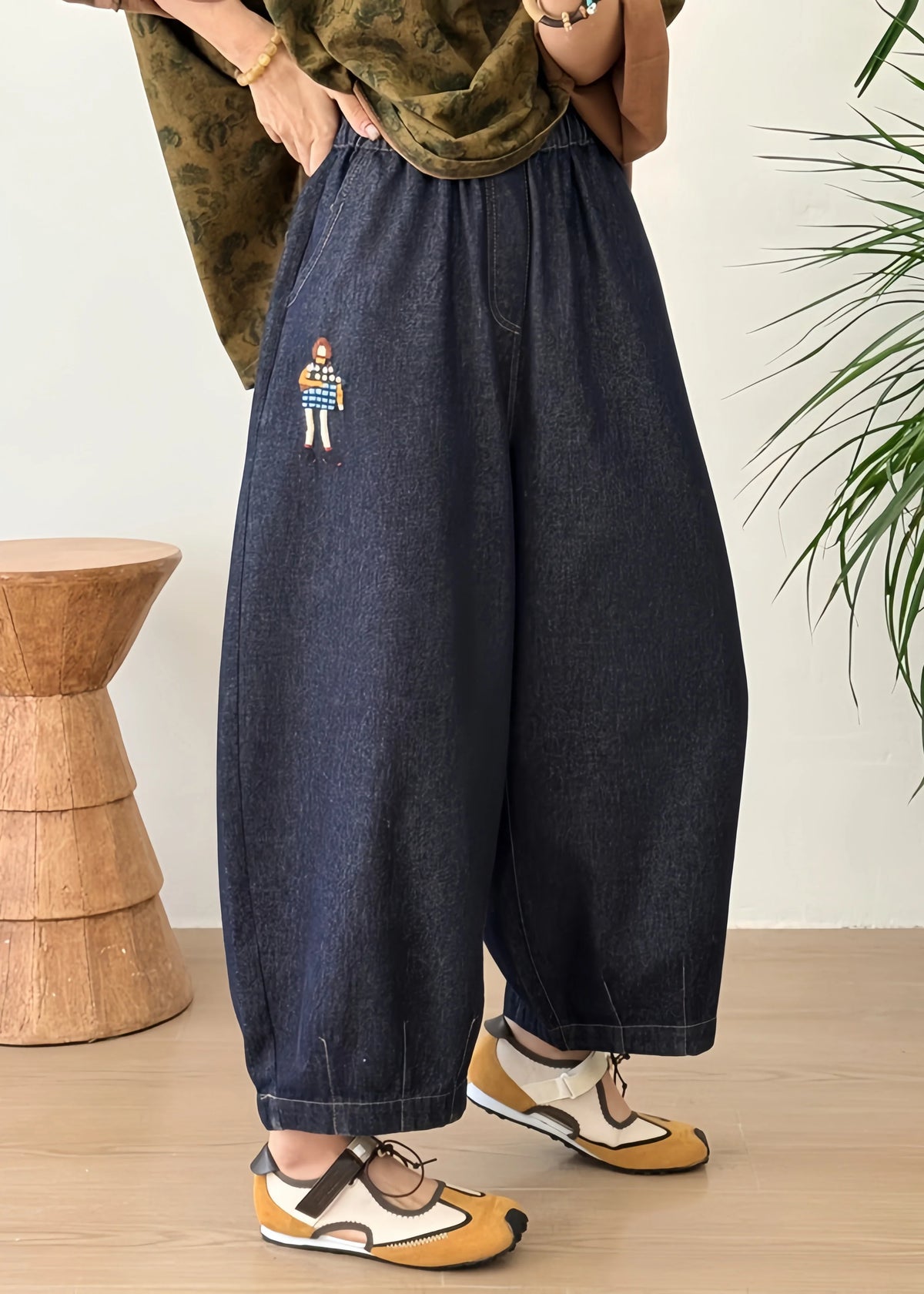 Pantalon Femme Style Lanterne Patchwork avec Poches Brodées 1