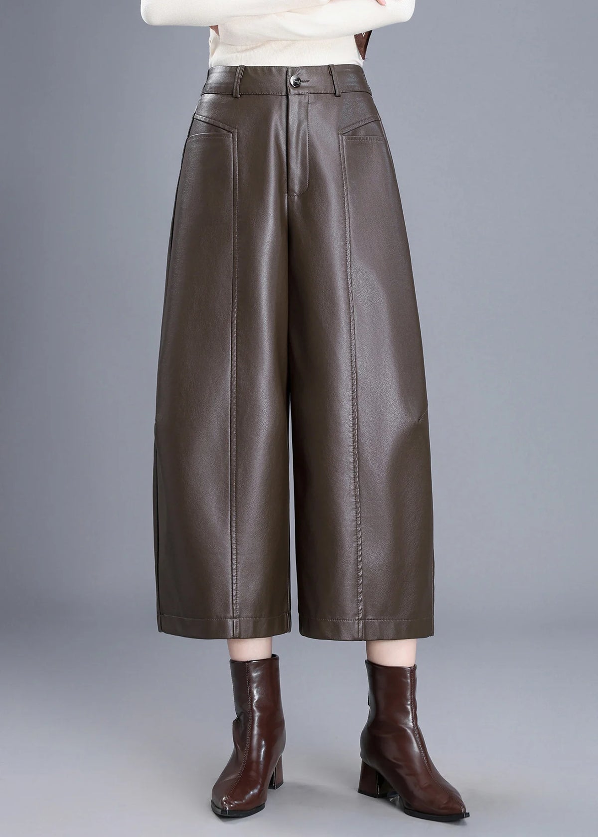 Pantalon court femme à jambes larges et taille haute 1